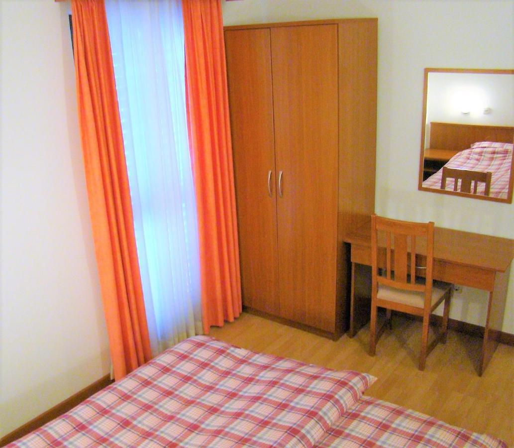 Apartments Lavica Podstrana Exterior photo